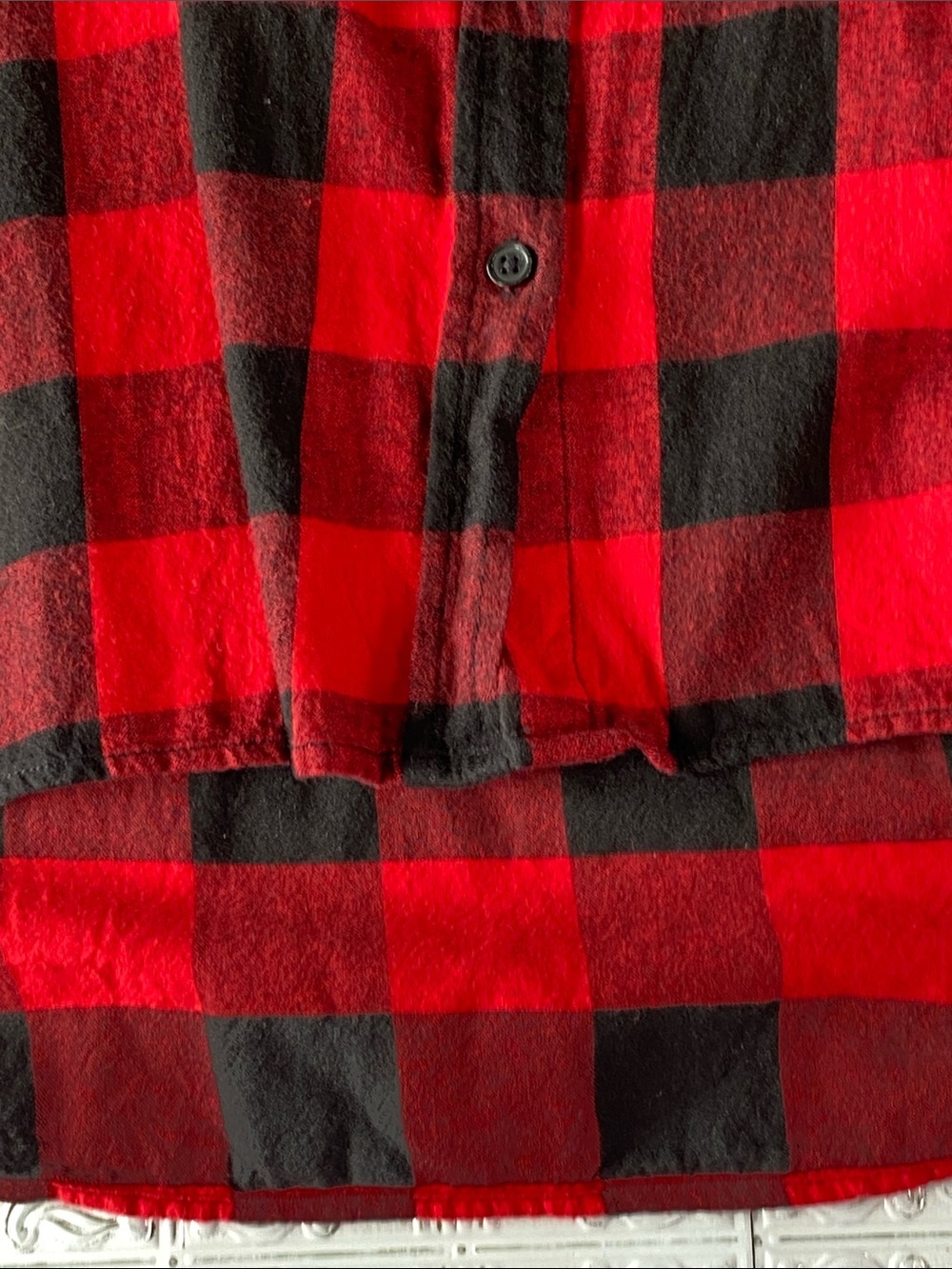 Women’s Red & Black Buffalo Plaid Button-Up Shirt XXXL - Picture 5 of 5
